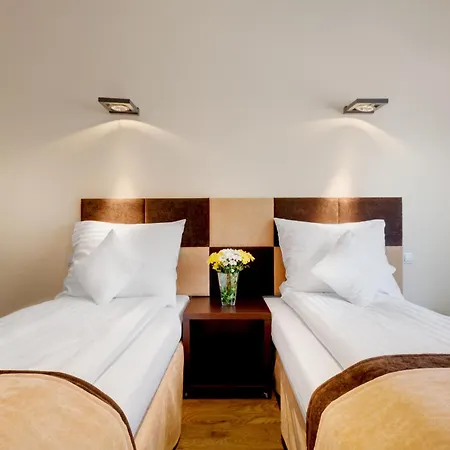 アパートホテル Boutique Hotel's 3*
