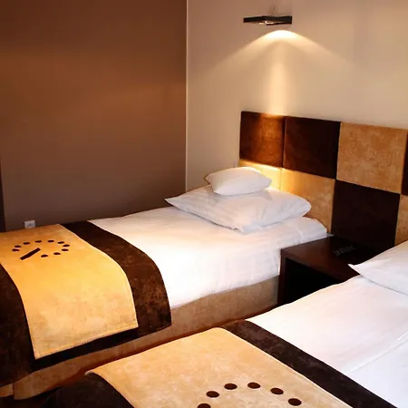 アパートホテル Boutique Hotel's 3*