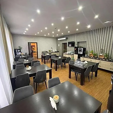 アパートホテル Boutique Hotel's 3*