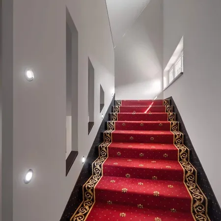 Boutique Hotel's